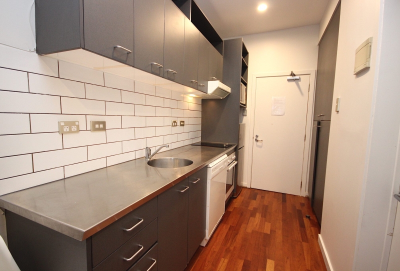 CITY STUDIO - RISK AND REWARD